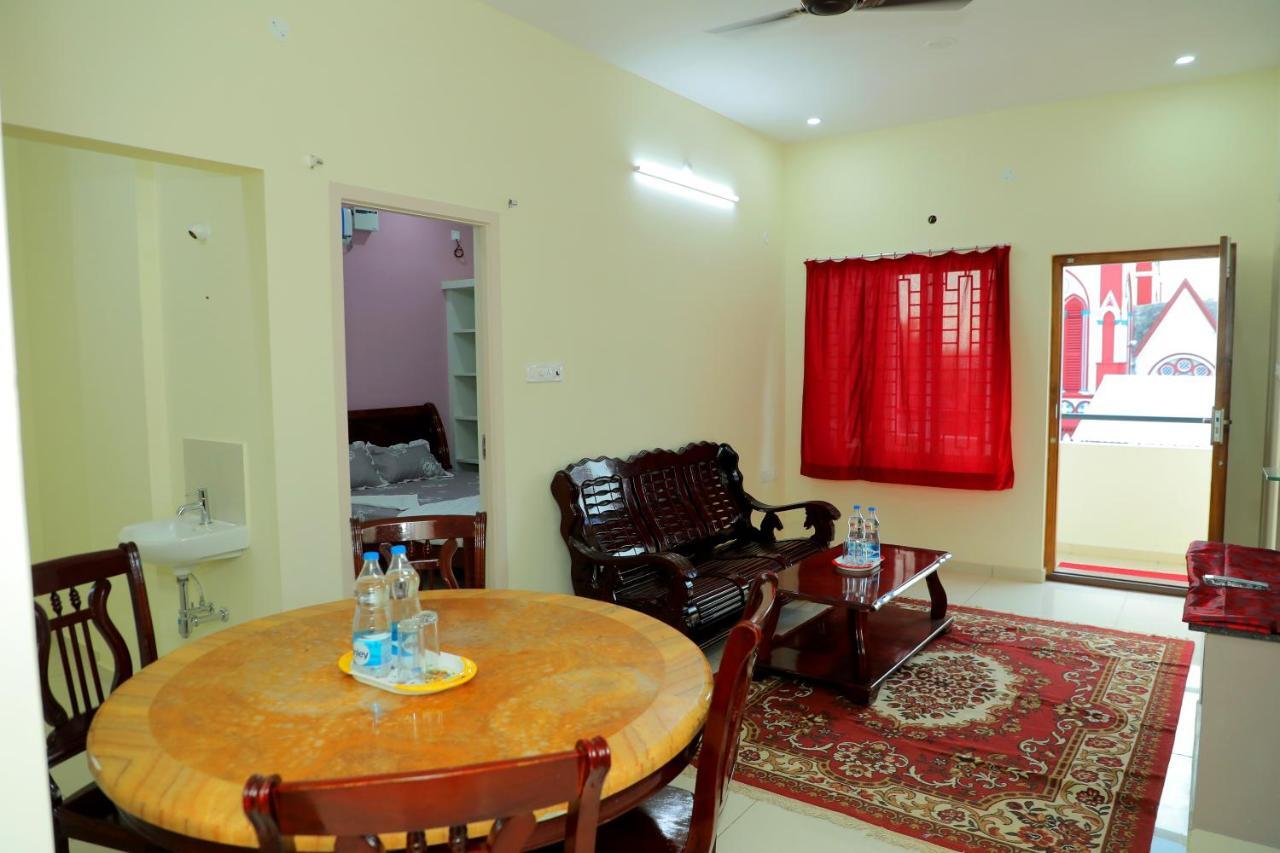 Lia'S Homestay Ποντισερί Εξωτερικό φωτογραφία